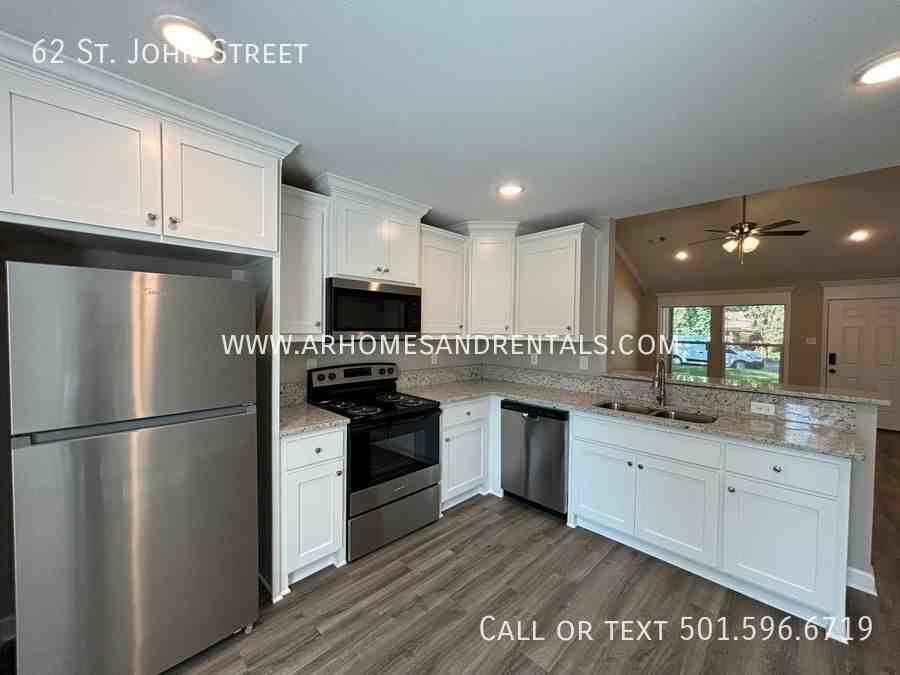62 Saint John St - Photo 3 of 9