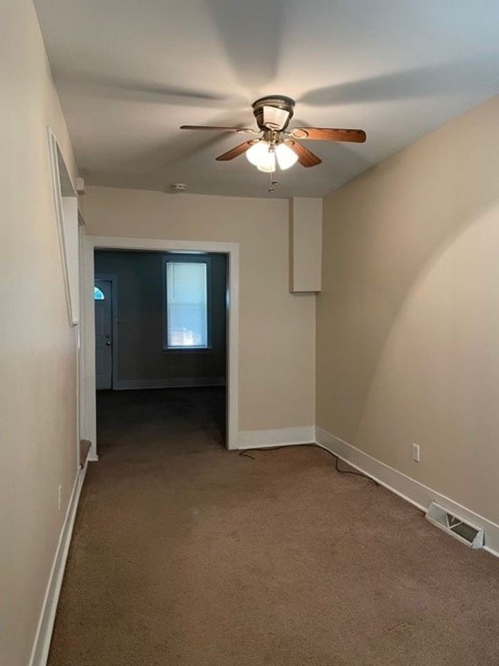 1949 Rudy Rd - Photo 5 of 12