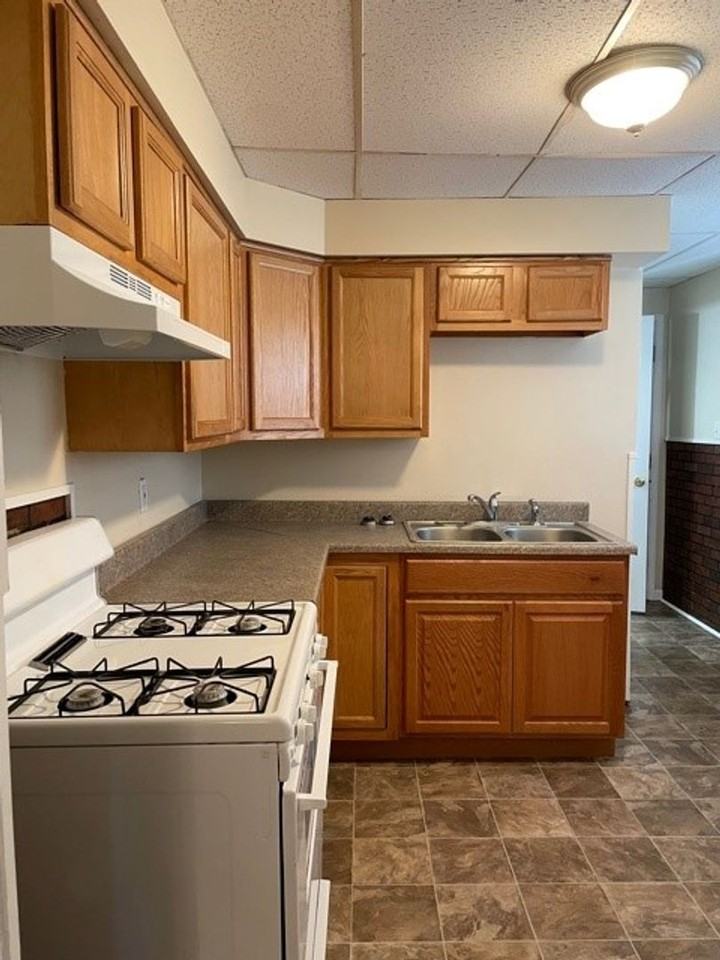 1949 Rudy Rd - Photo 6 of 12