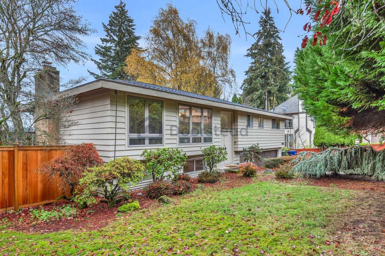 6115 110th Ave Se #NA - Photo 3 of 48