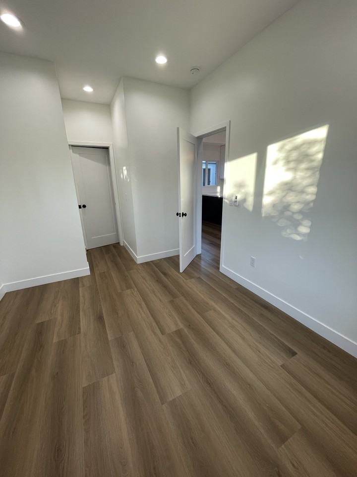 16964 Main St #NA - Photo 6 of 13