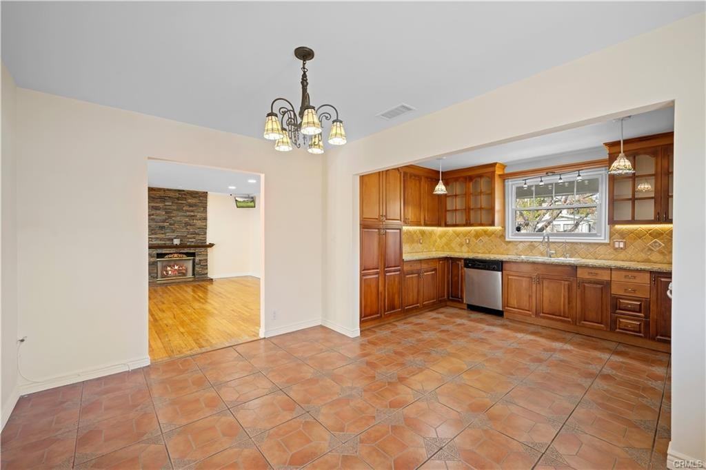 17050 Horace St - Photo 2 of 8