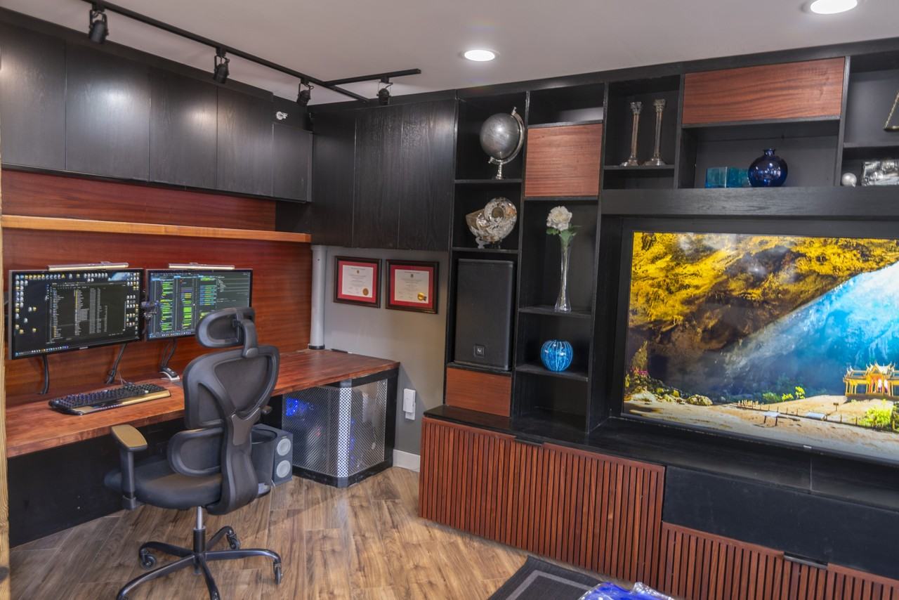 777 3 Avenue SW - Photo 3 of 6