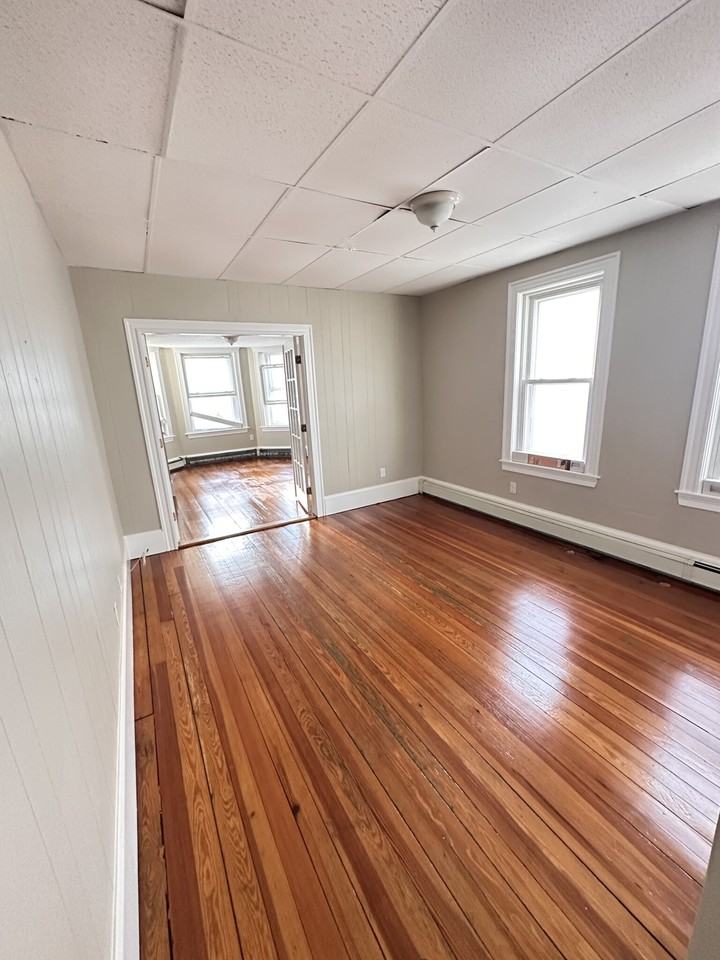 Congress Ave #1 - Photo 5 of 9