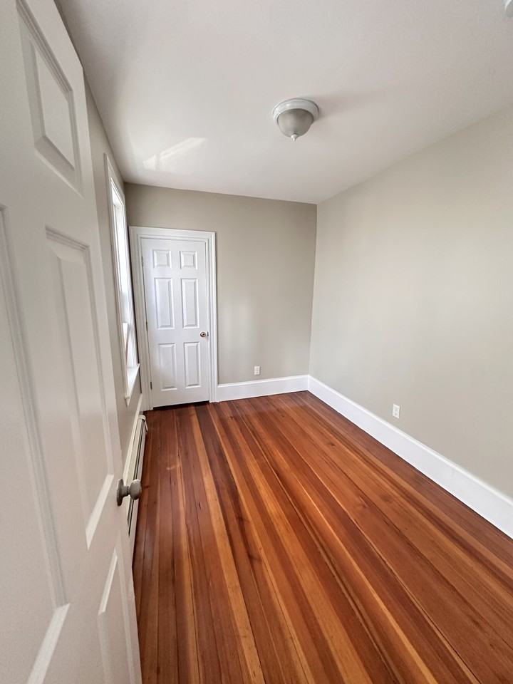 Congress Ave #1 - Photo 7 of 9