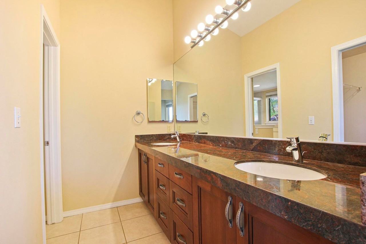 75-301 Malulani Dr - Photo 7 of 34