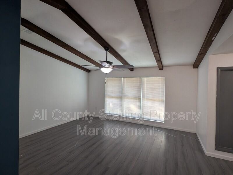 2691 Se 31st St - Photo 6 of 9