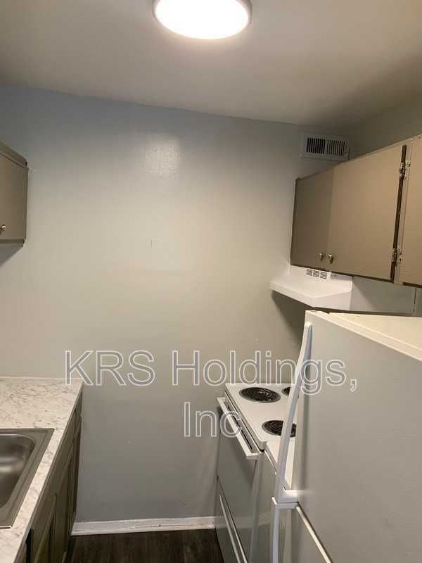 1211 Nelson St #A - Photo 5 of 13