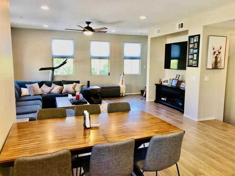 5064 Paramount Dr - Photo 3 of 8