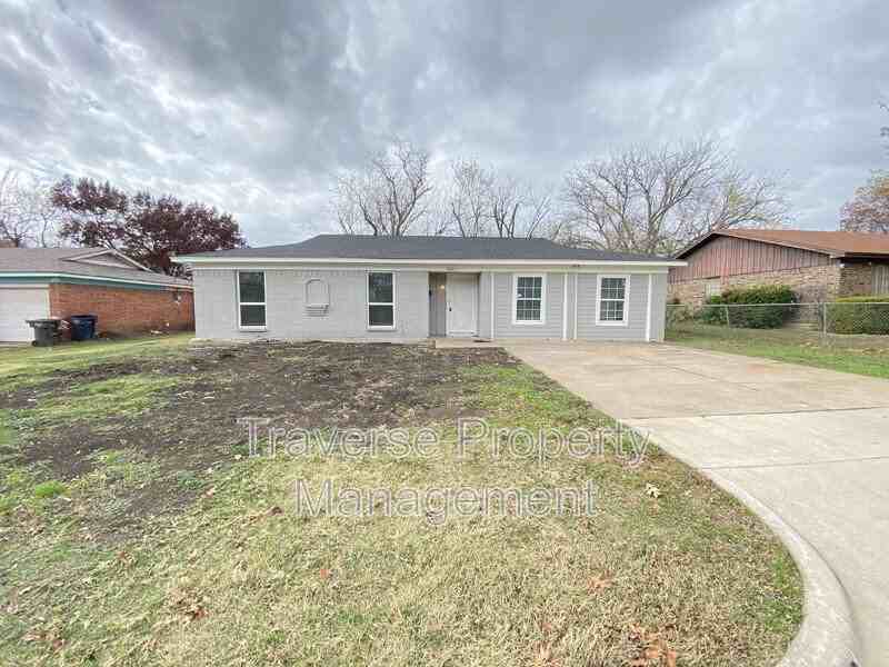 5920 Jennie Dr - Photo 2 of 30