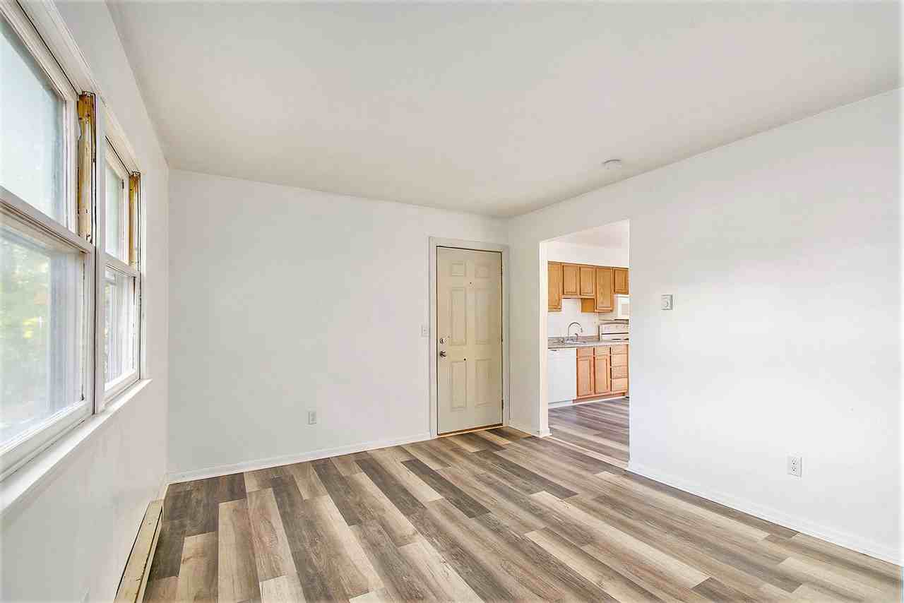 23753 Red Arrow Hwy - Photo 2 of 18