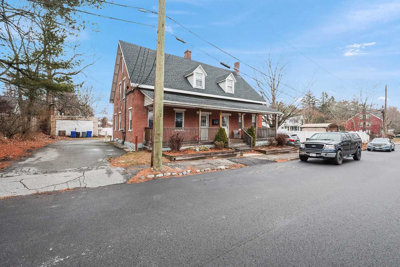 43-45 3Rd St - Photo 2 of 18