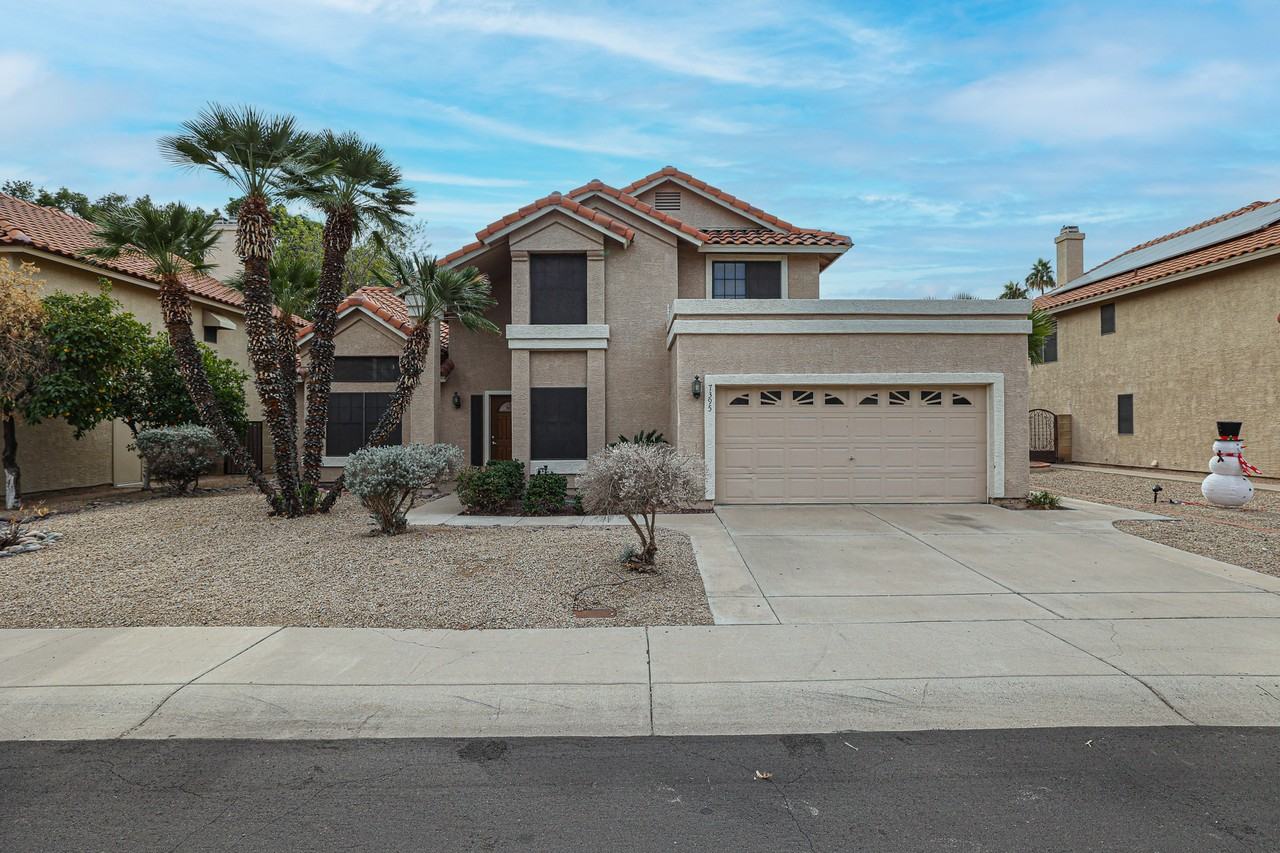 7395 W Kerry Way - Photo 2 of 46