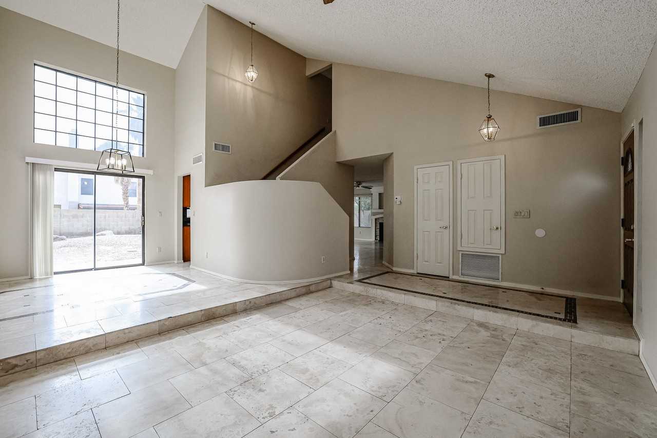 7395 W Kerry Way - Photo 7 of 46