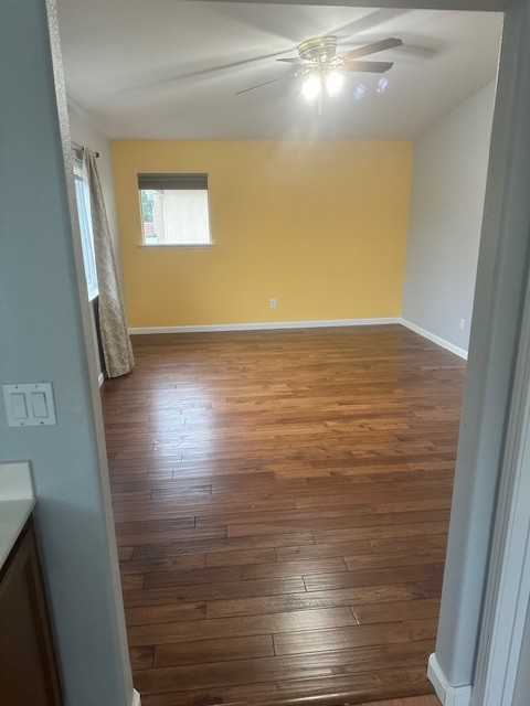 271 Aviator Cir - Photo 2 of 25