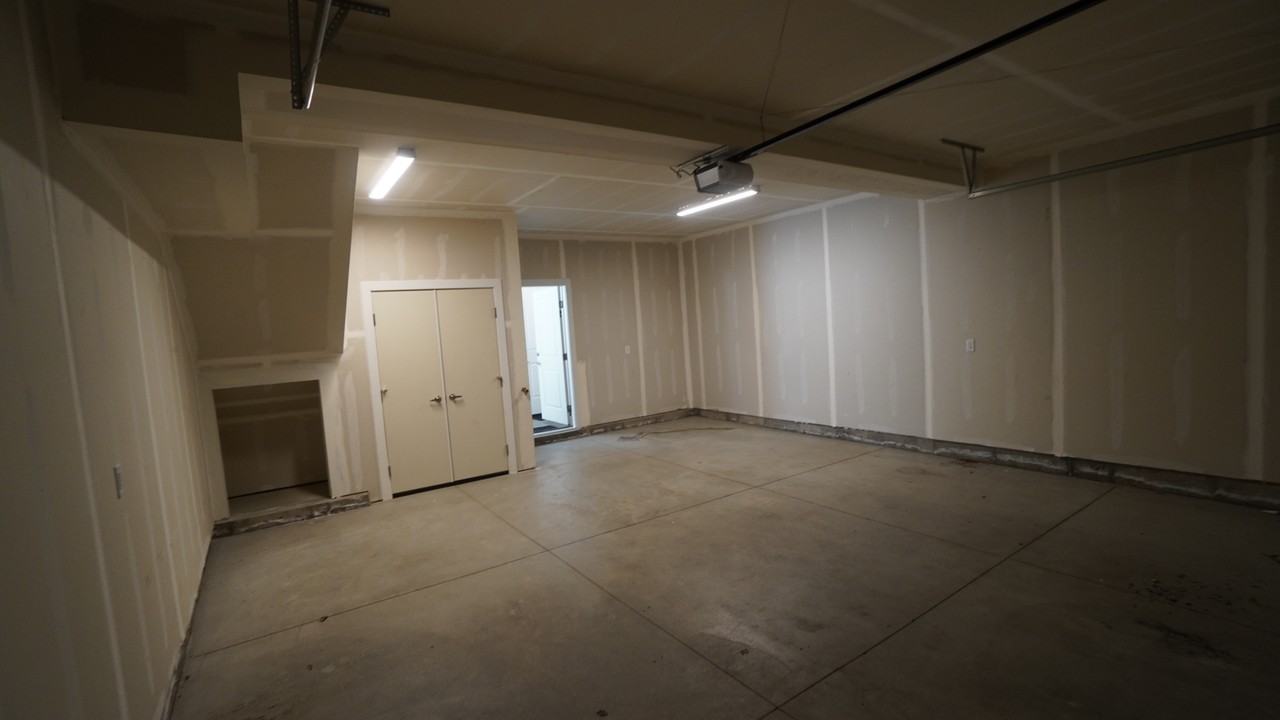 2355 W Jenna - Photo 4 of 40