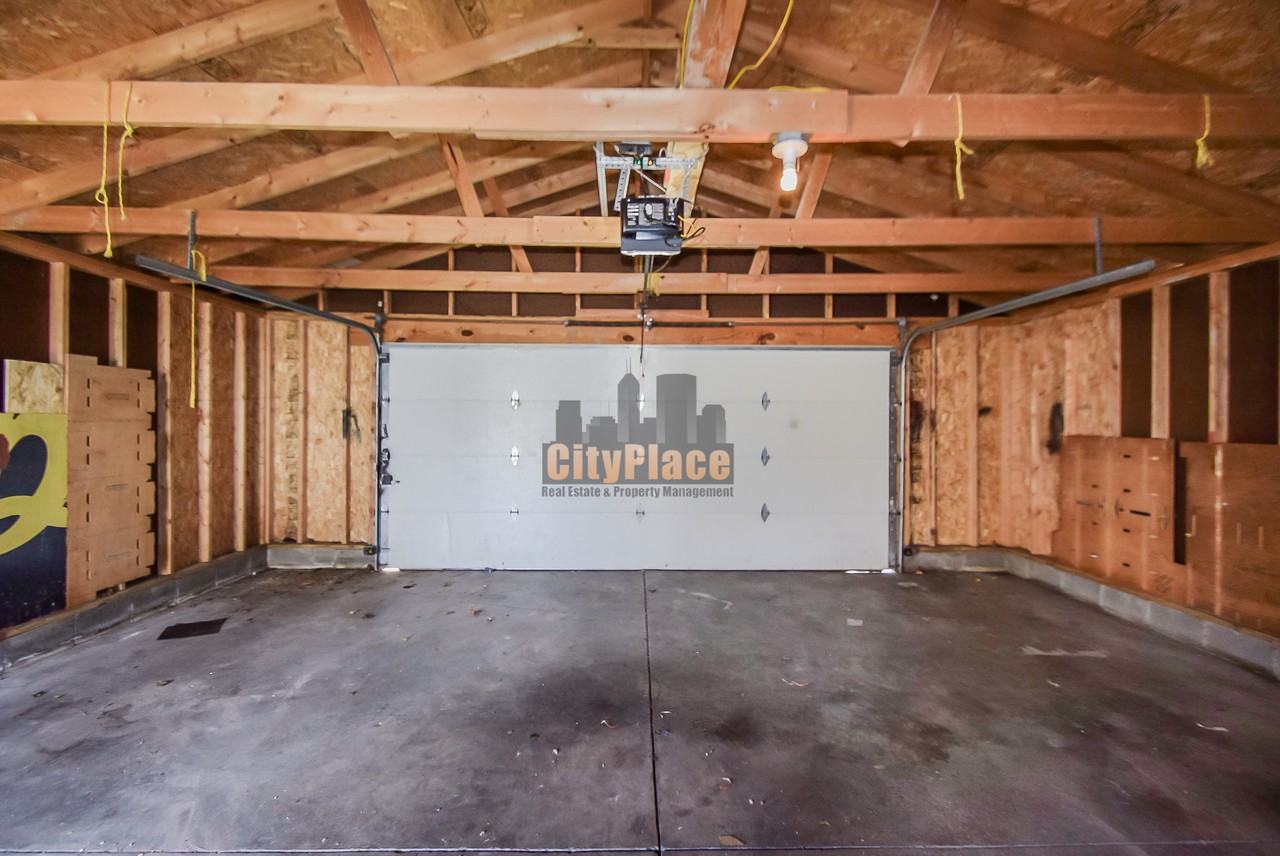 1541 Spruce St - Photo 5 of 20
