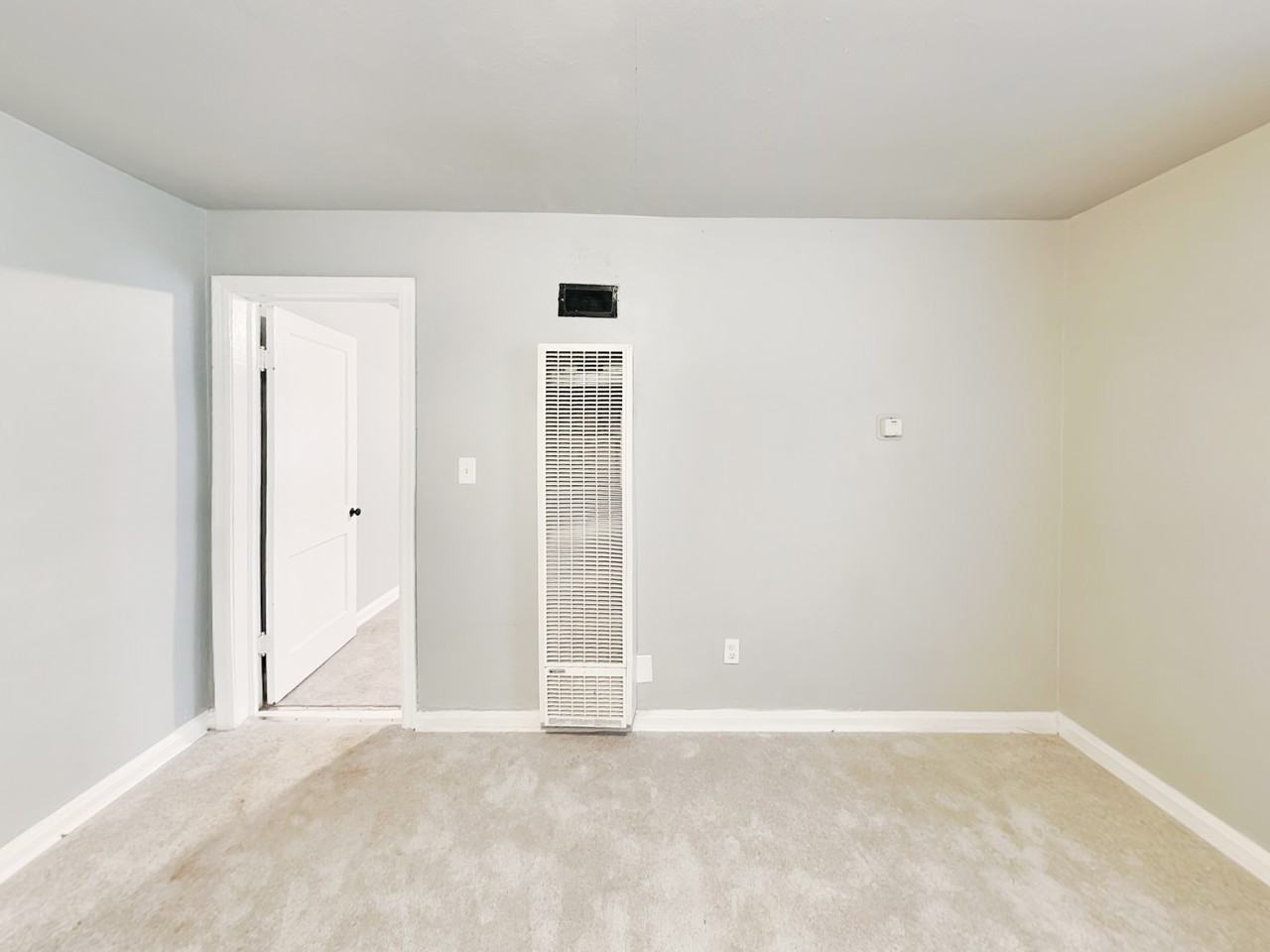 946 Ira St Sw - Photo 7 of 11