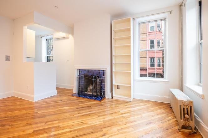 256 Bergen St - Photo 2 of 4