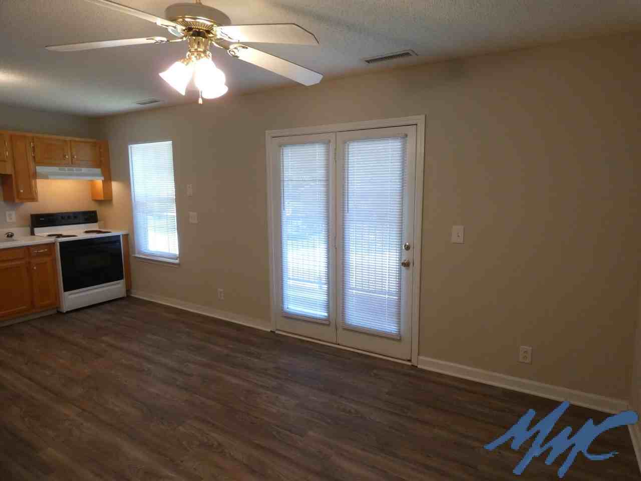 736 Greenland Dr - Photo 3 of 12