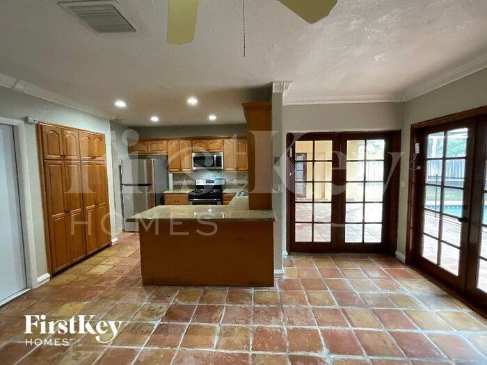 30 Ne 210th St - Photo 2 of 14