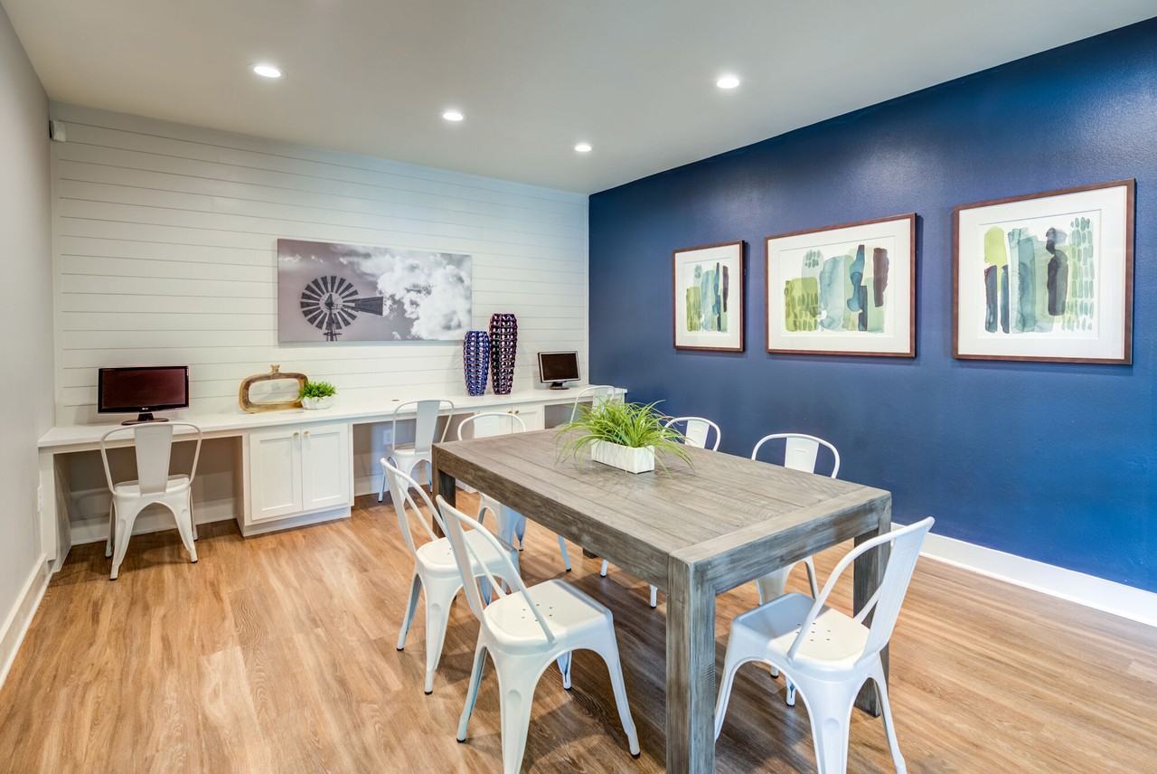 The Park on Forum - Photo 4 of 10