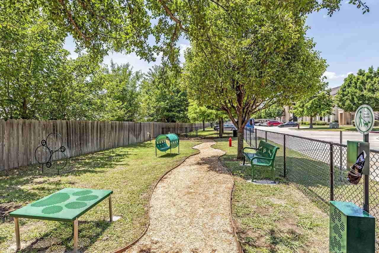 The Park on Forum - Photo 4 of 25