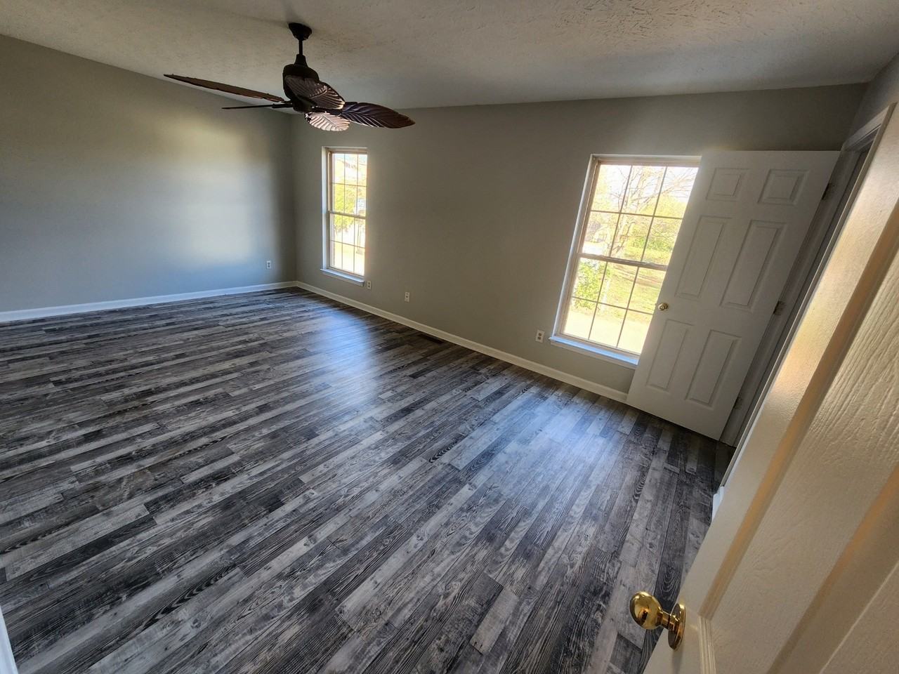 125 Bell Avenue - Photo 2 of 9