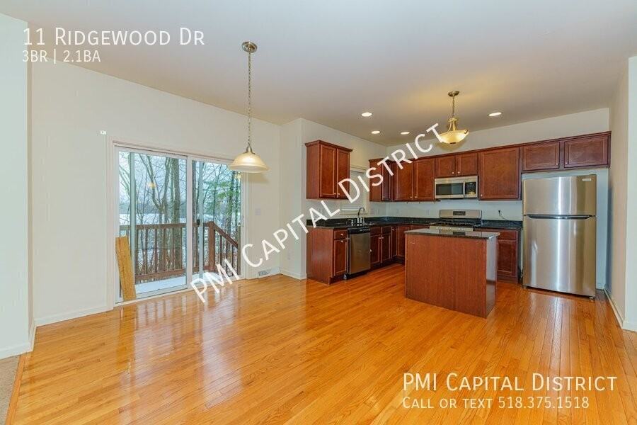 11 Ridgewood Dr - Photo 3 of 46