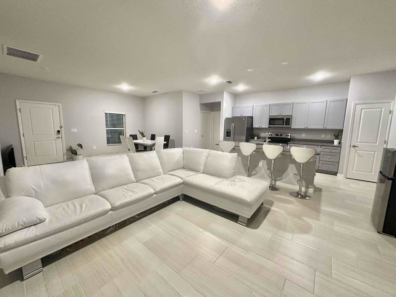 1530 Palatka Rd Se - Photo 4 of 15