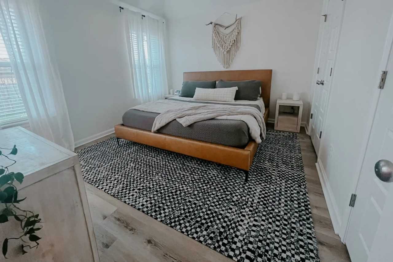 928 Sw 139th St - Photo 3 of 21