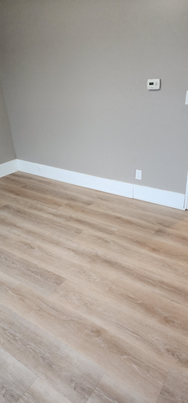 2064 E Ridge Rd - Photo 2 of 11