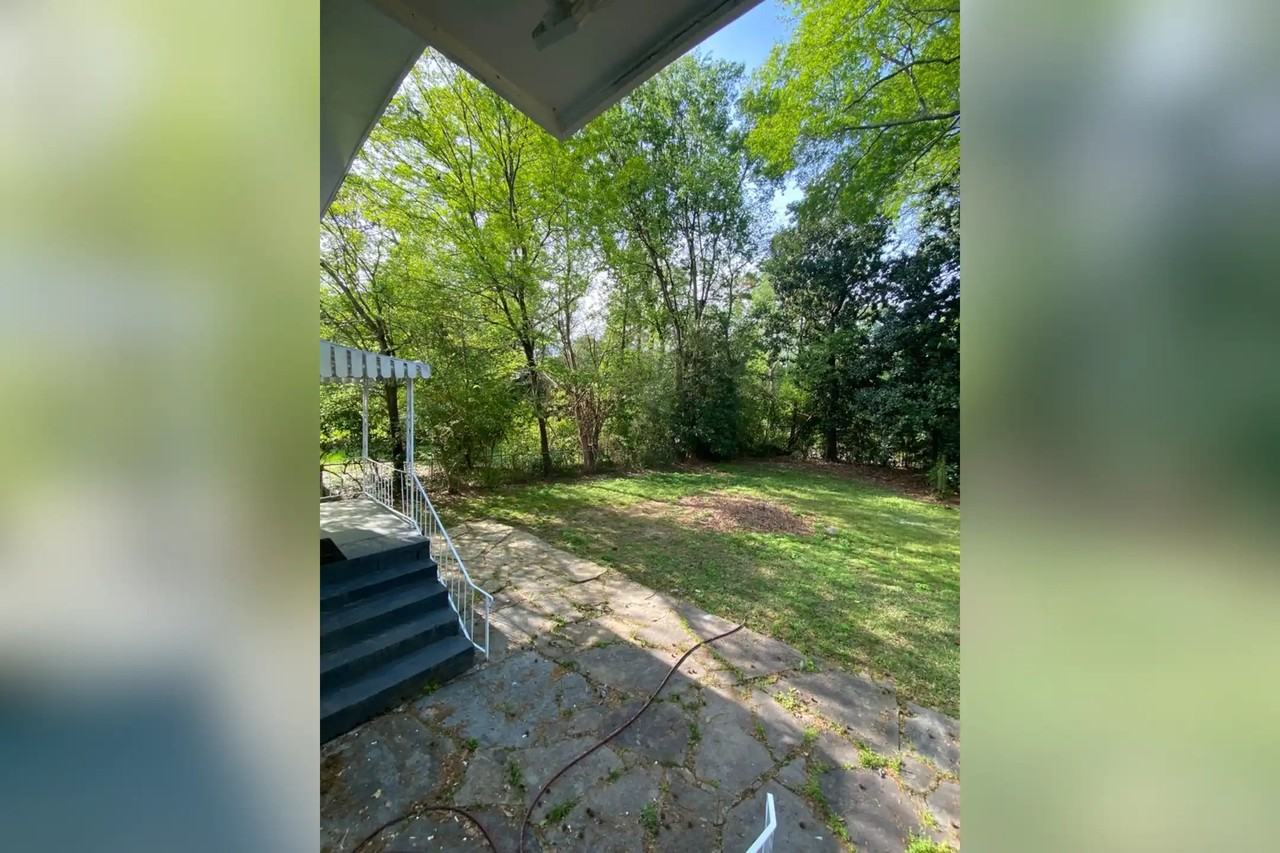 223 32nd Pl E - Photo 3 of 19