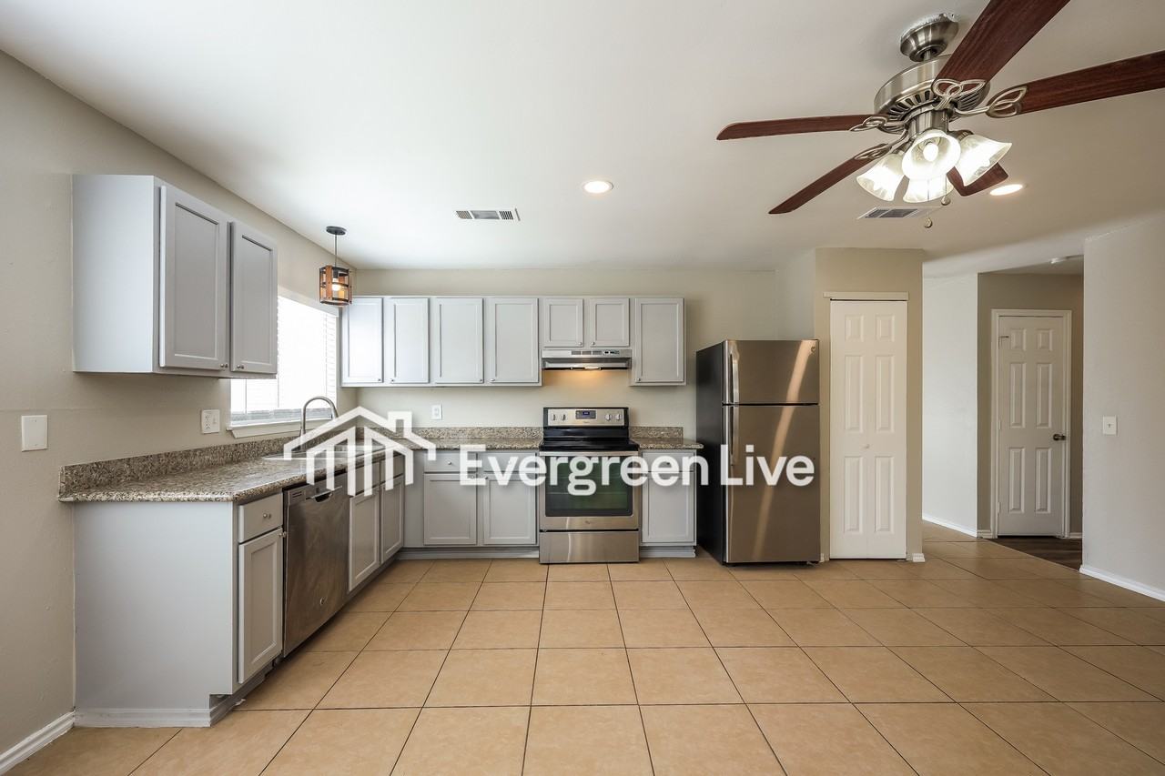 4719 El Vedado St - Photo 6 of 15
