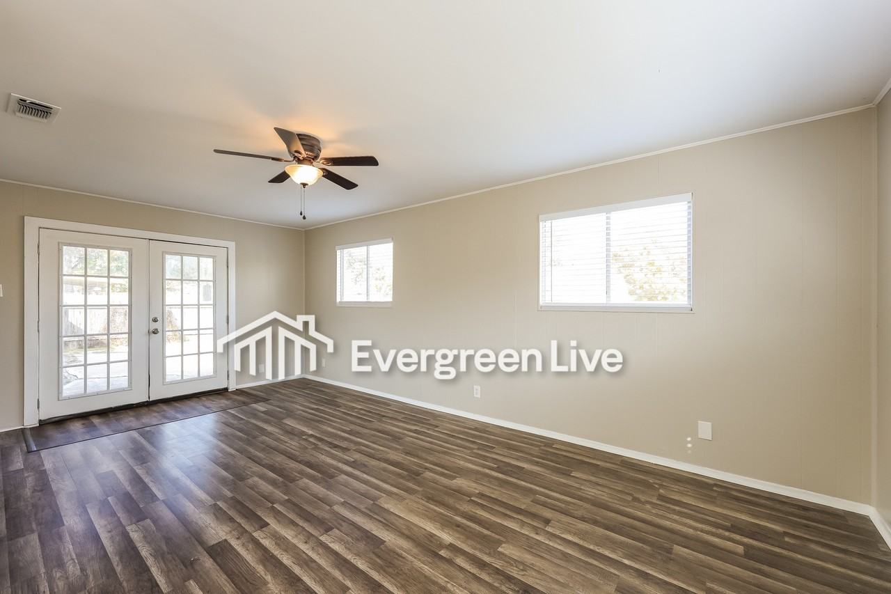 4719 El Vedado St - Photo 7 of 15