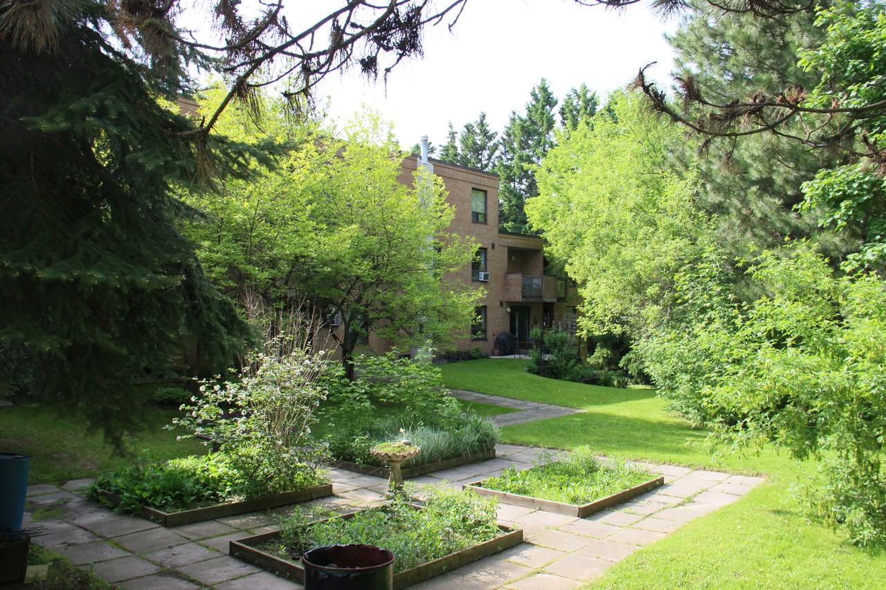 Ryerson Apartments - Photo 2 of 2