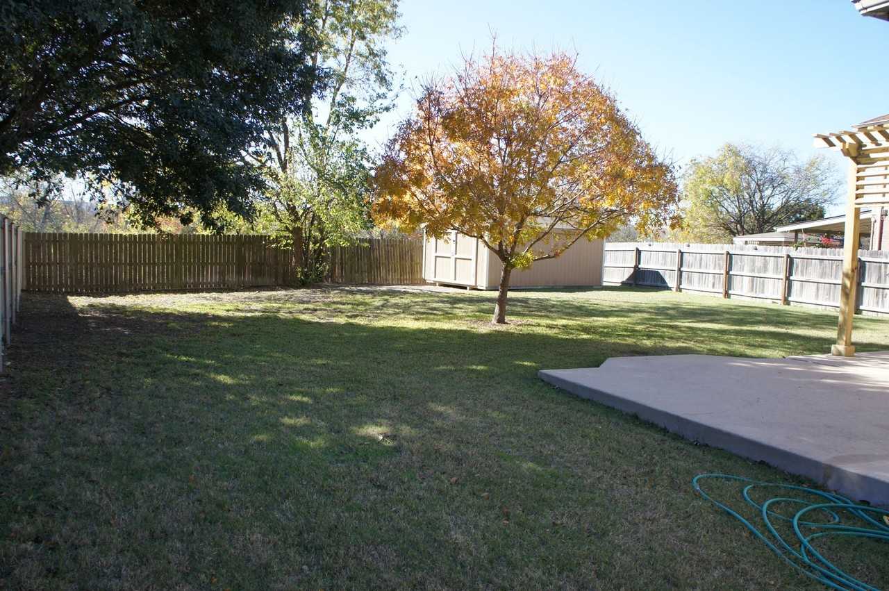 1637 Jerusalem Dr - Photo 3 of 15