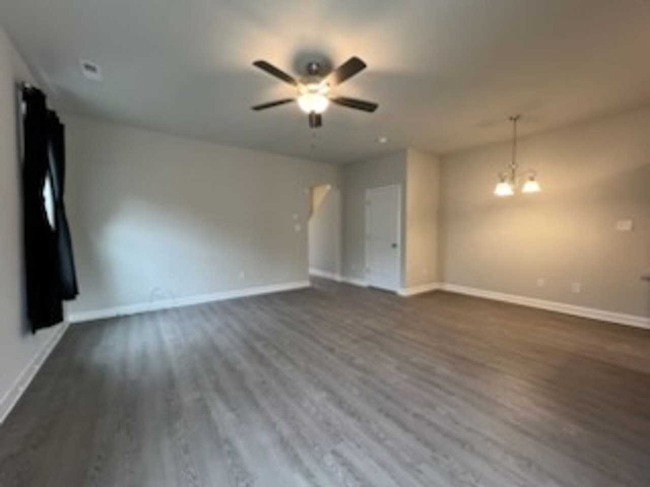 312 Otis Cv - Photo 4 of 17