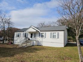 210 Lakewood Dr Se - Photo 1 of 1