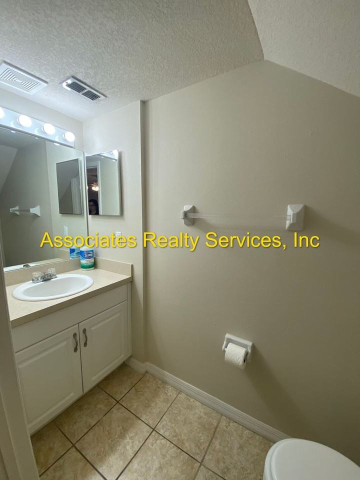 4288 Sw 22nd Ln - Photo 3 of 15