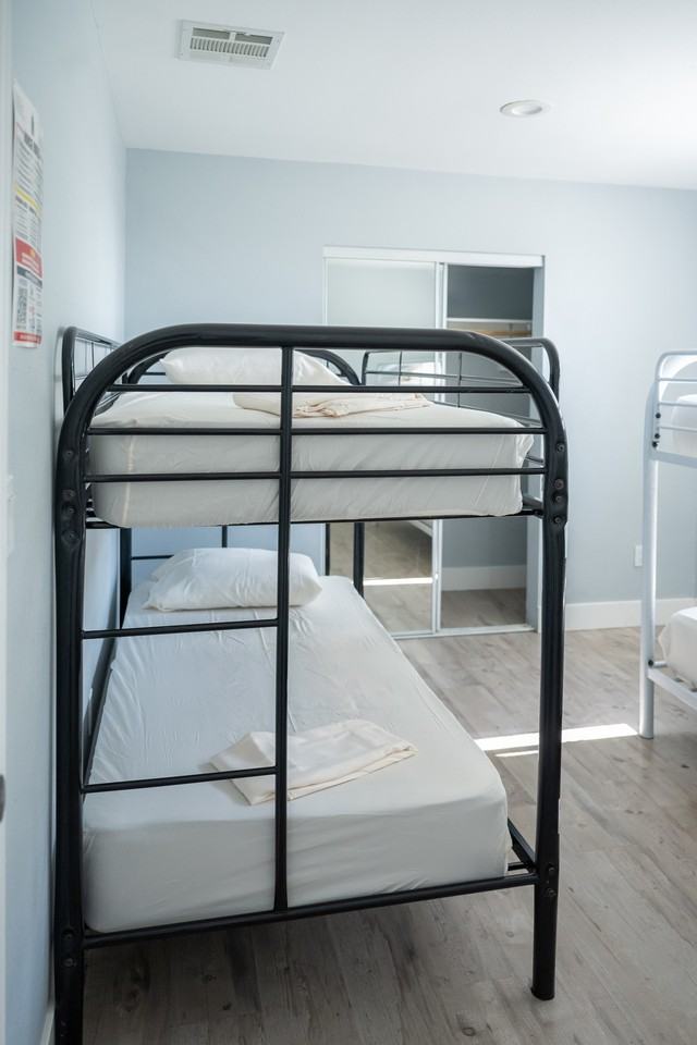 1635 E 33rd St #NA - Photo 5 of 9