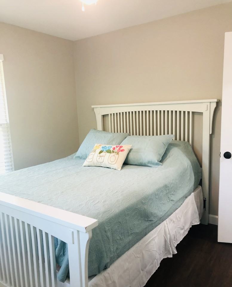 1817 21st Ave #C - Photo 3 of 10