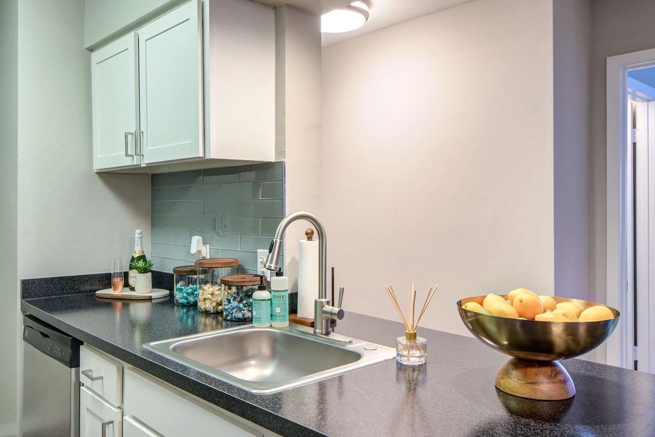 Saddle Ridge - Photo 2 of 16