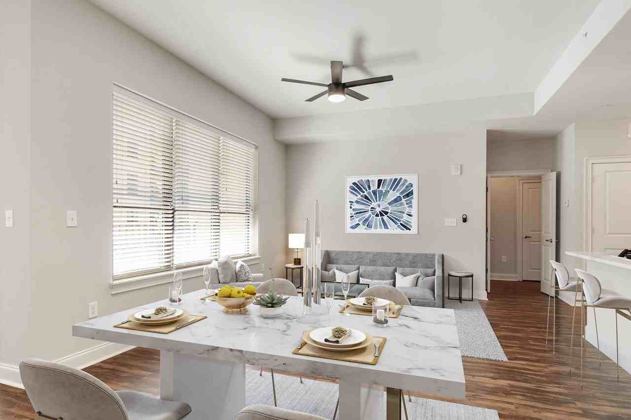 92 West Paces - Photo 5 of 50