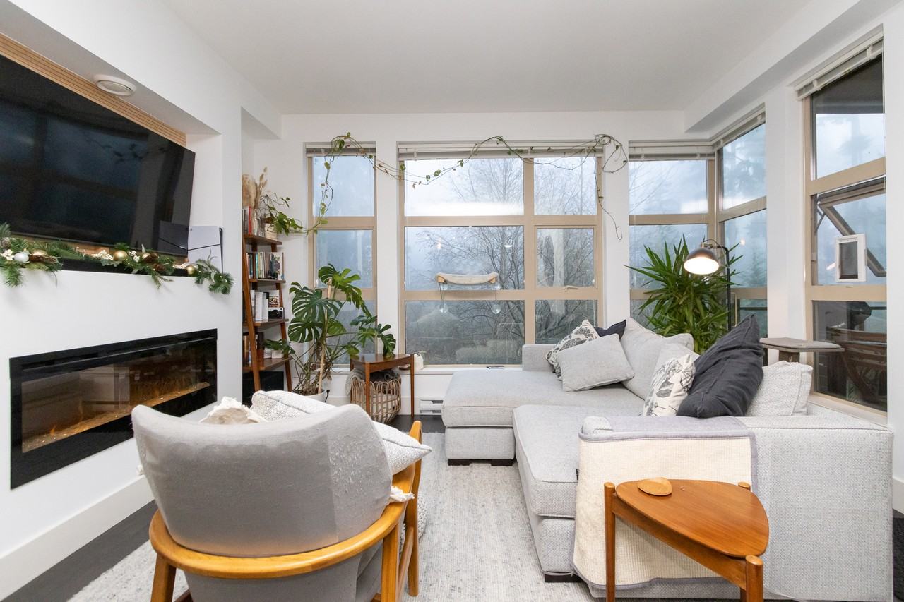 3606 Aldercrest Drive #324