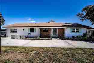 202 Lake Howard Dr Nw - Photo 1 of 1