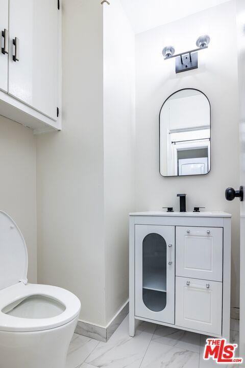 1241 17th St #4 - Photo 2 of 8