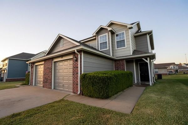 Hamilton Crossing Apartments - Photo 2 of 24