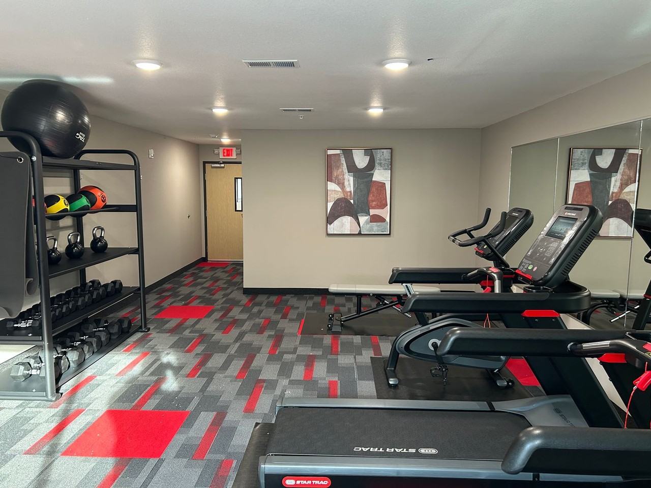 The Pines on 33rd 3 - Photo 5 of 13