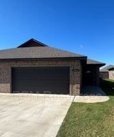 featured image of 1826 Cypress Ln